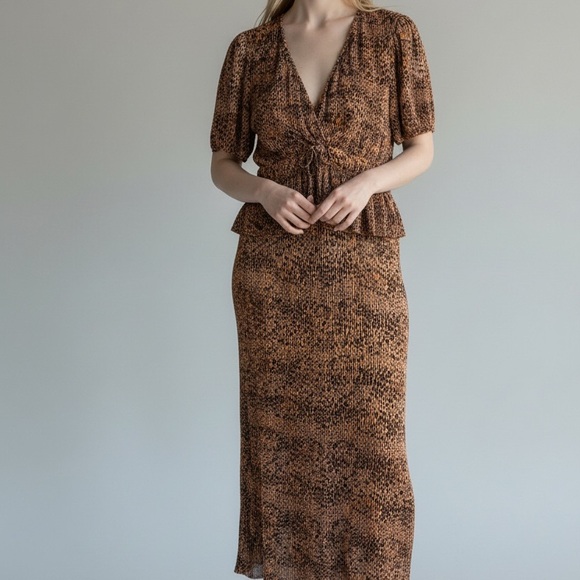 WAYF Leopard Print Set - Picture 3 of 4